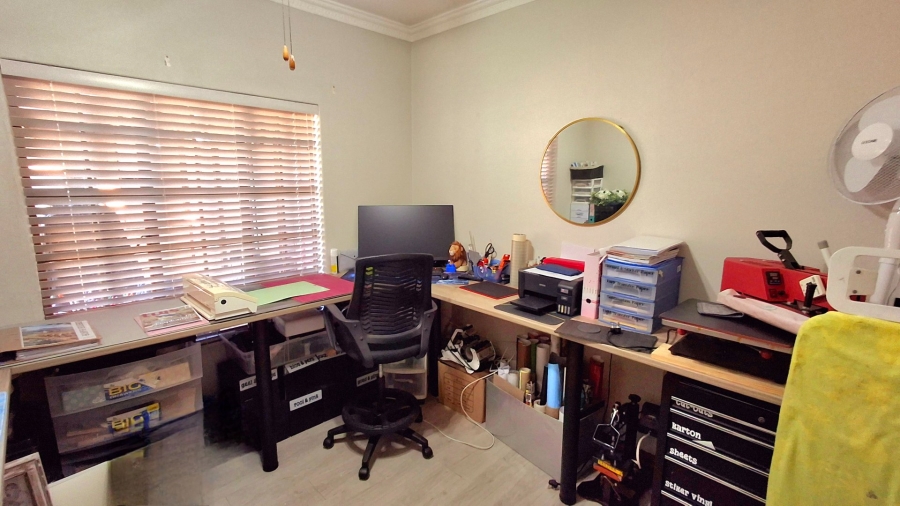 3 Bedroom Property for Sale in Vaalpark Free State